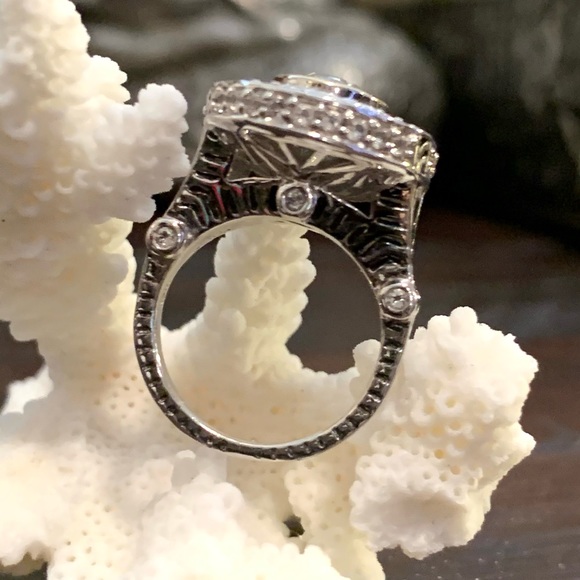 Sterling Silver 925 Blue Topaz Halo Ring Size: 5 - Picture 2 of 9